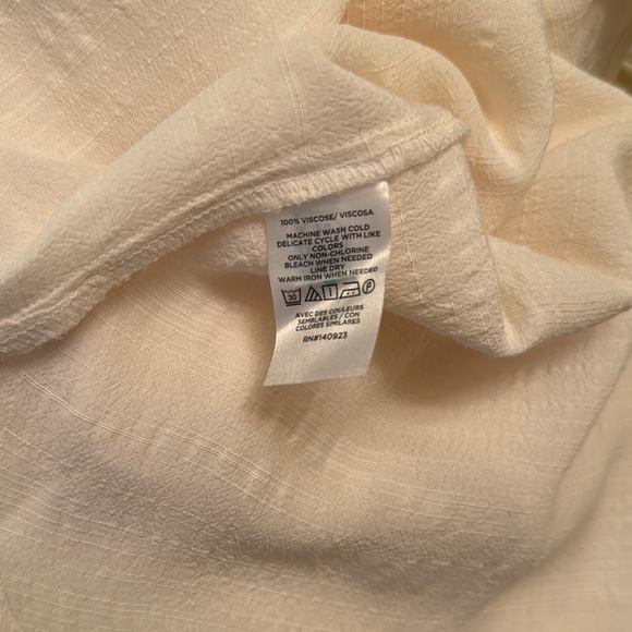 LOFT Women's Ivory Short Sleeve Camp Shirt Top XS - Picture 4 of 4